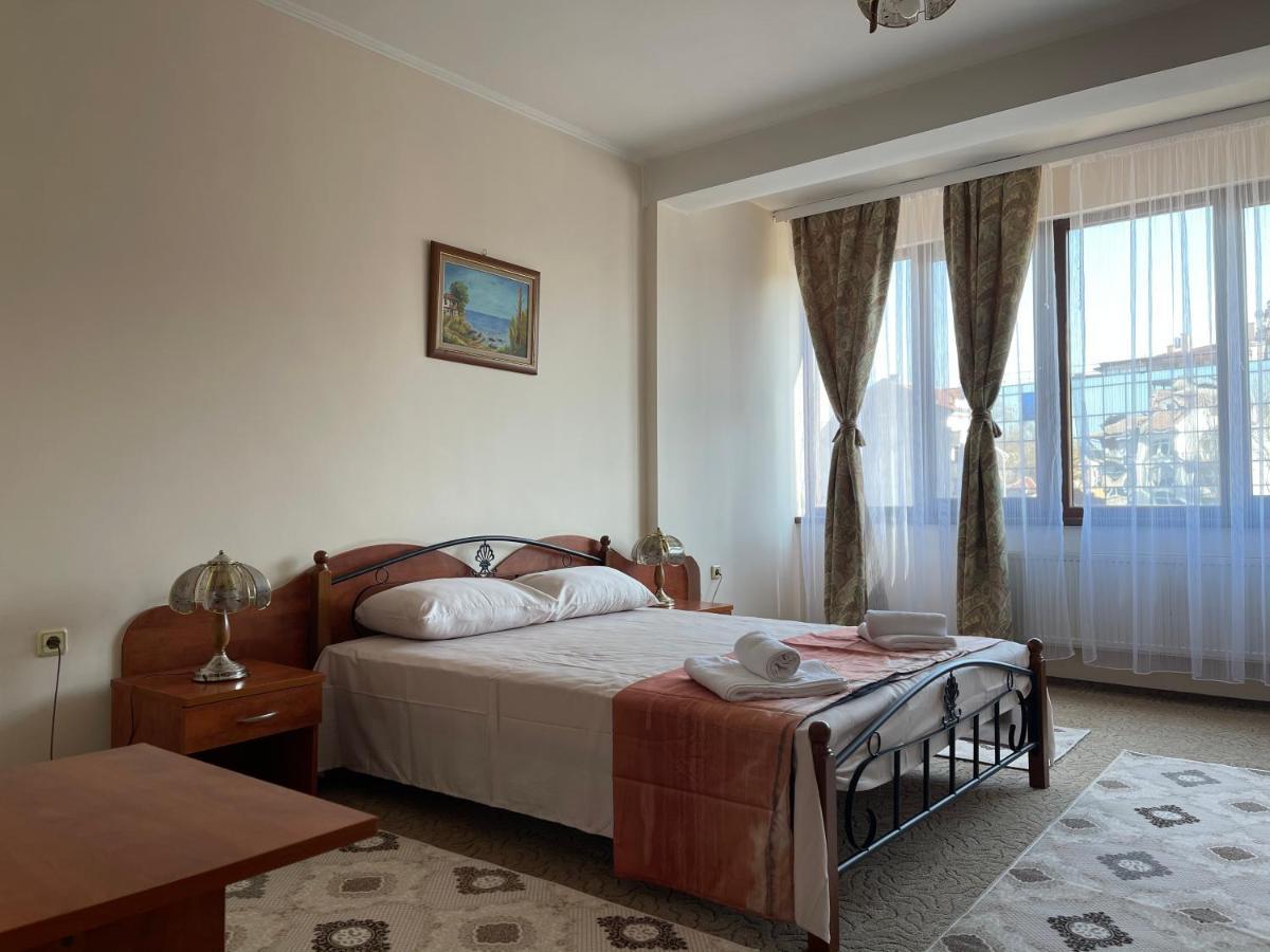Хотел Сокол Plovdiv Exteriör bild
